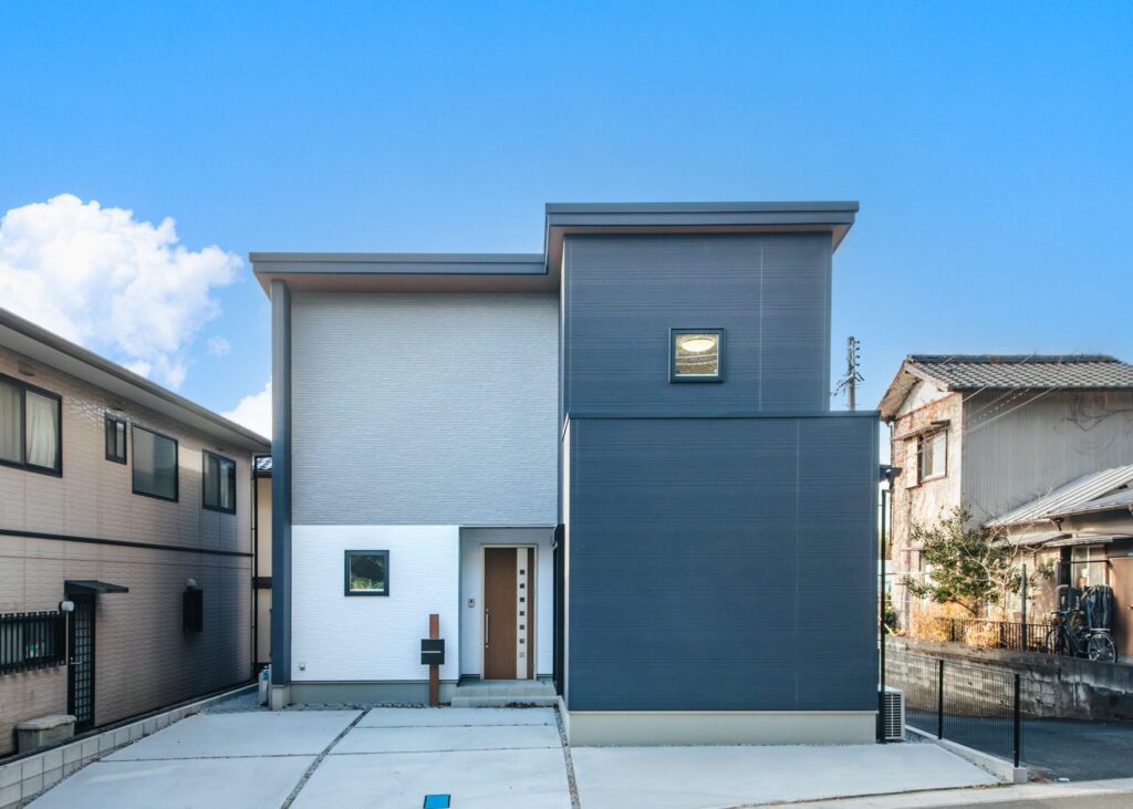 ◆地震にも強い建物を守る制振工法【MIRAIE制震ダンパー】採用の住宅◆