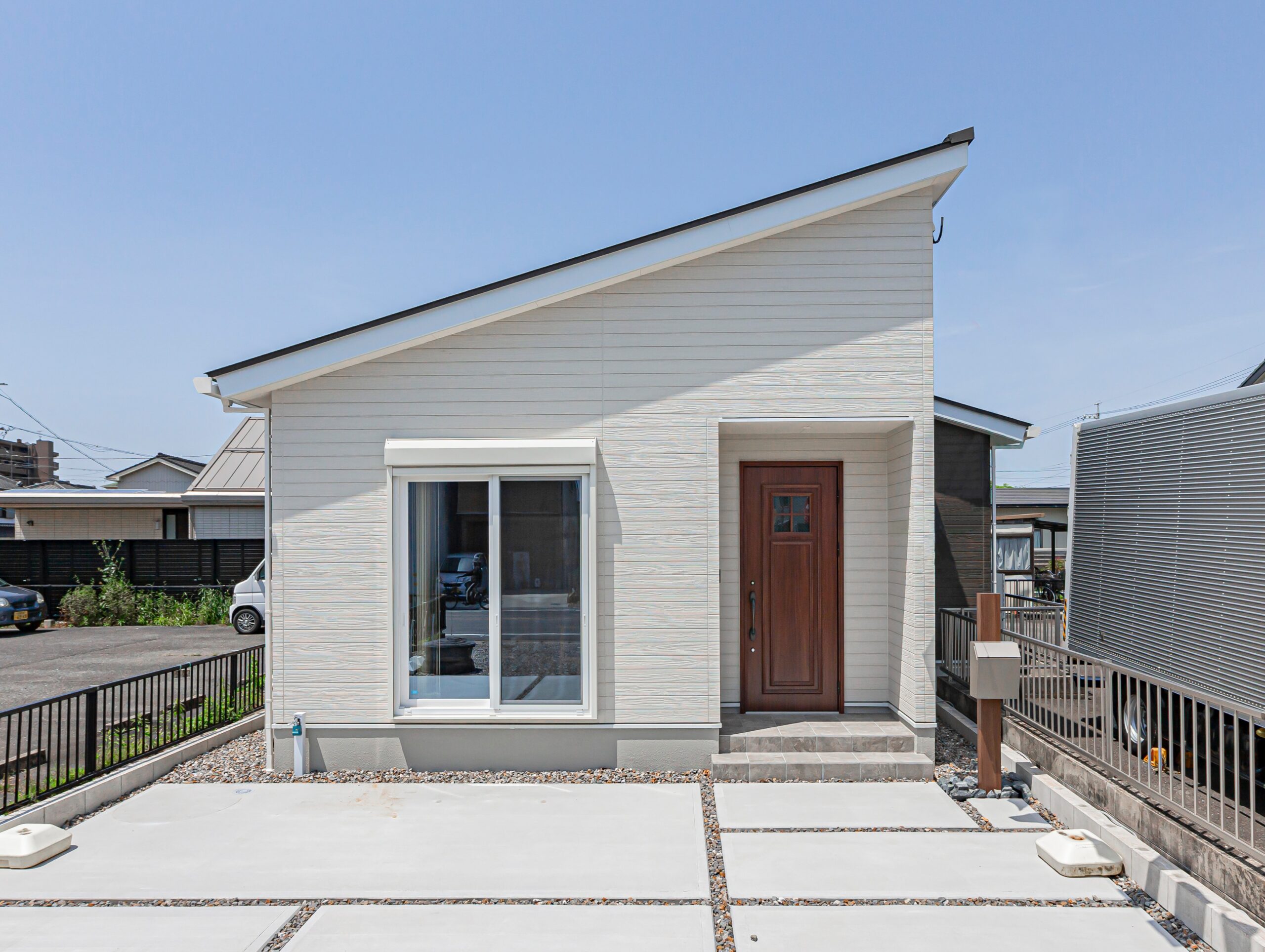 【好評販売中☆彡】◆半田小学校まで徒歩2分◆駅徒歩10分の好立地に誕生◆