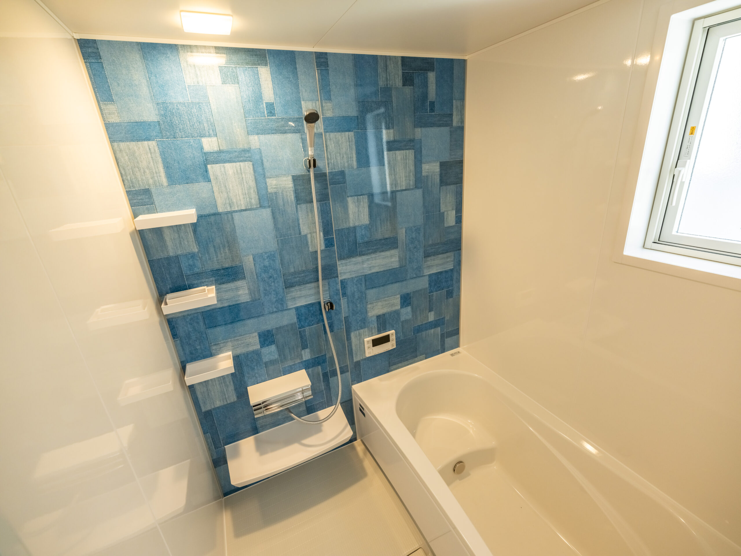 榛原郡の2階建て注文住宅実例｜バスルーム