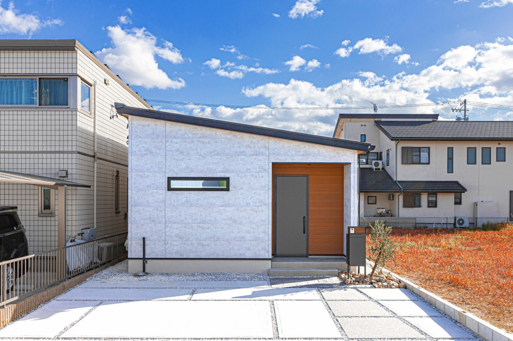 回遊できる家事ラク動線の大人ナチュラルな平屋
豊橋店/
TATTA!【コミコミ定額制で自由設計】
