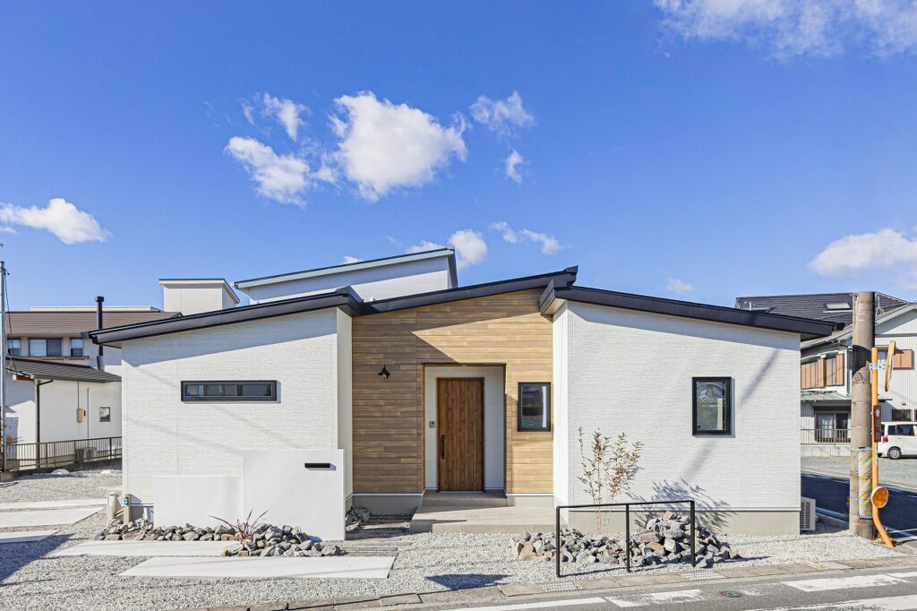 2LDK平屋住宅の建築費用はいくら？間取り実例と価格相場・安く建てるコツとは