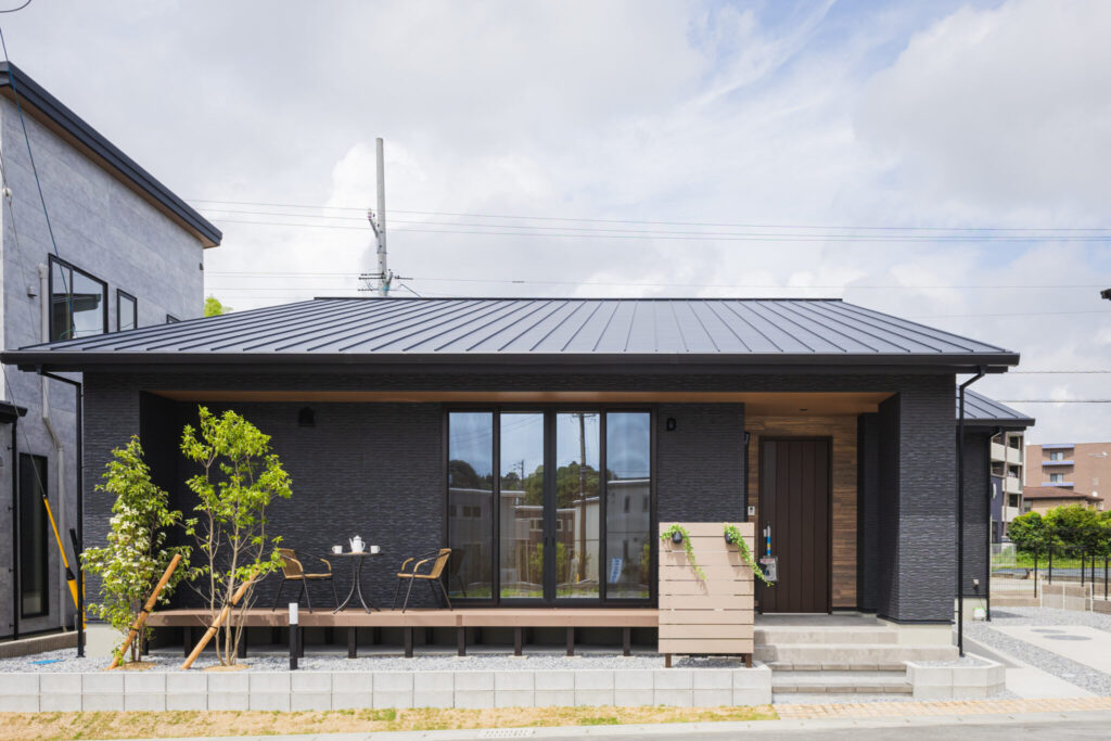 自然と繋がるウッドデッキのある平屋〜掛川店〜