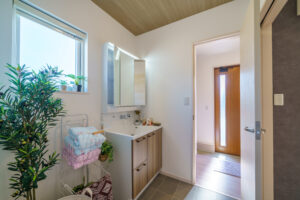 家族と寄り添う時間の増える平屋