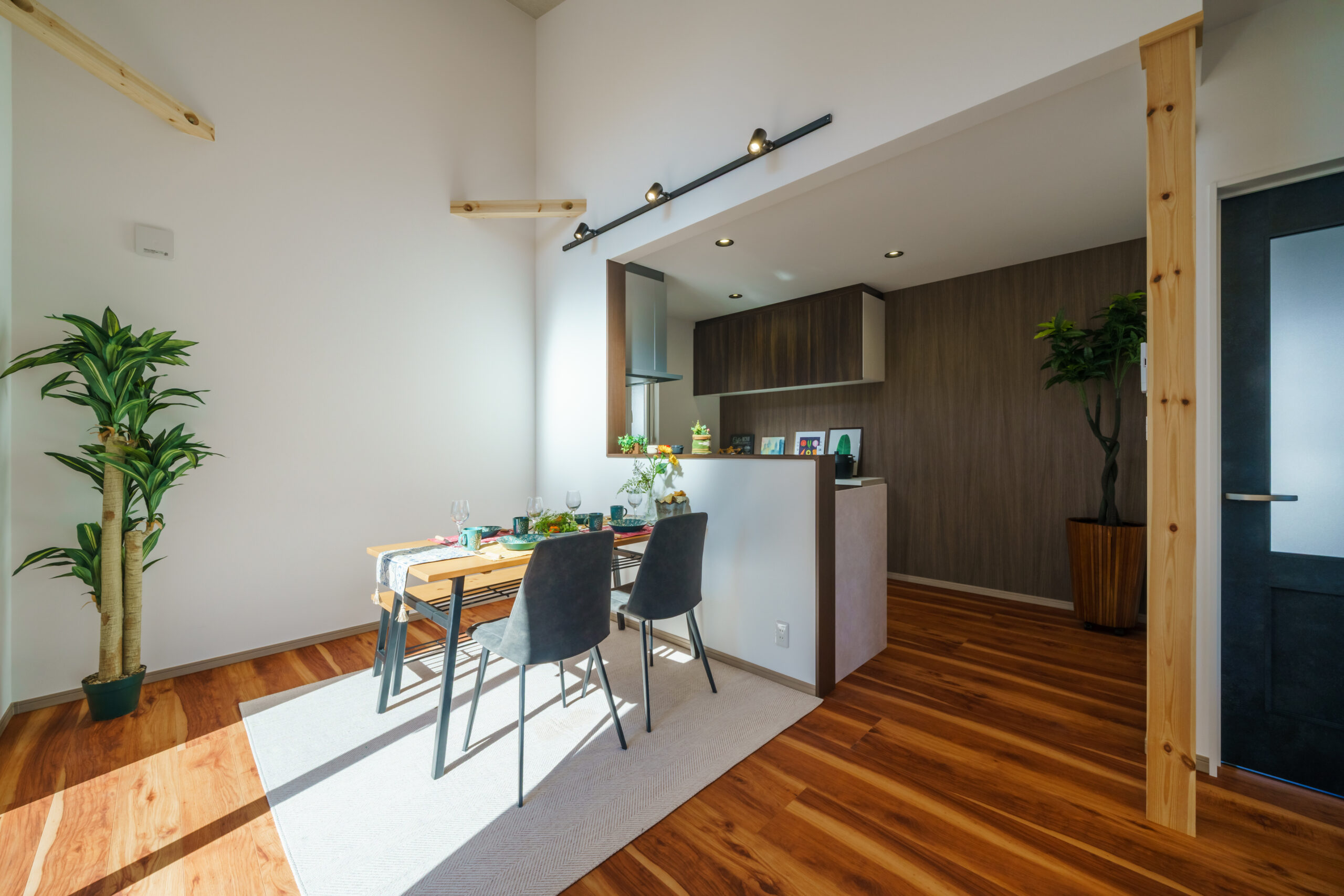 開放感が魅力のLDK勾配天井