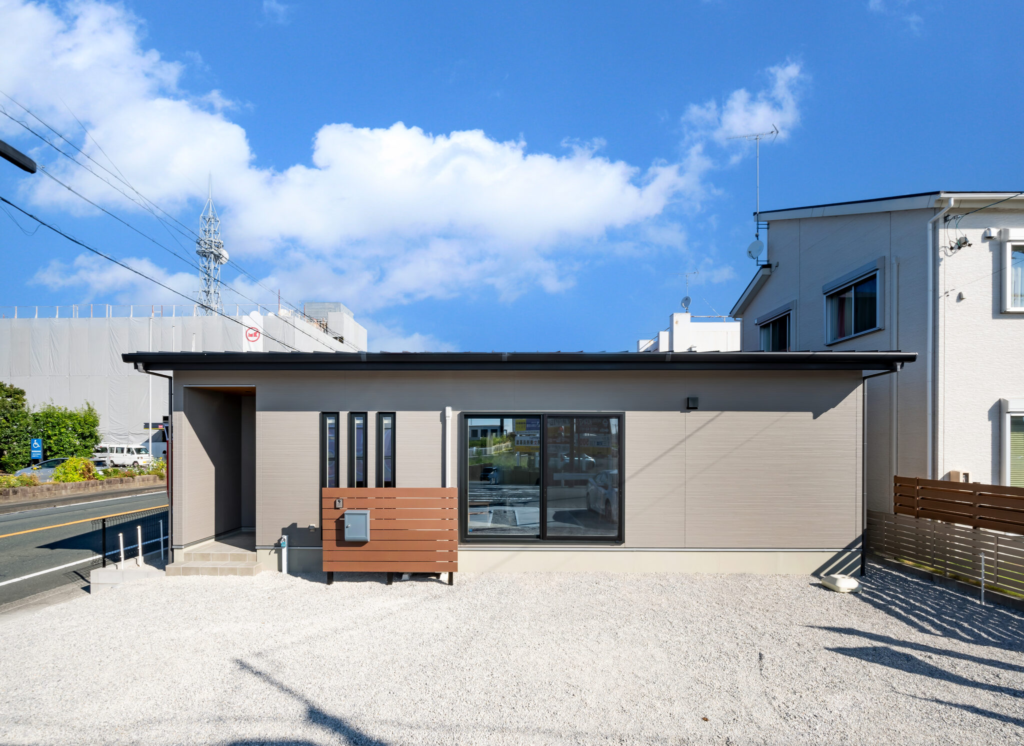 一人暮らしに人気のワンルーム平屋｜最適な広さや費用相場、間取りのポイントを解説