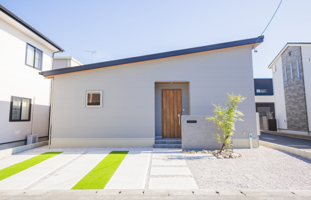 毎日にゆとりを生むちょうどいい平屋
掛川店／ 
平屋生活
外観