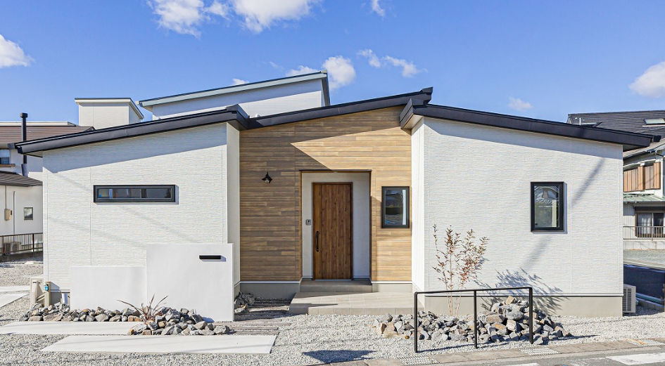 北欧ナチュラルカフェ風のおしゃれな平屋
有玉店／ 
TATTA!【コミコミ定額制で自由設計】外観